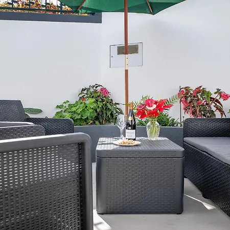 Vista Do Vale, By Op