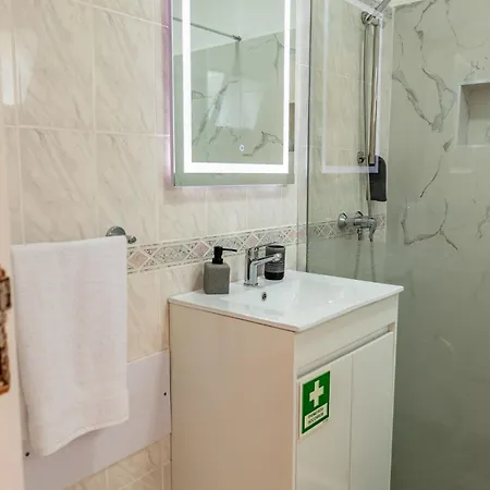 Vista Do Vale, By Op * São Vicente