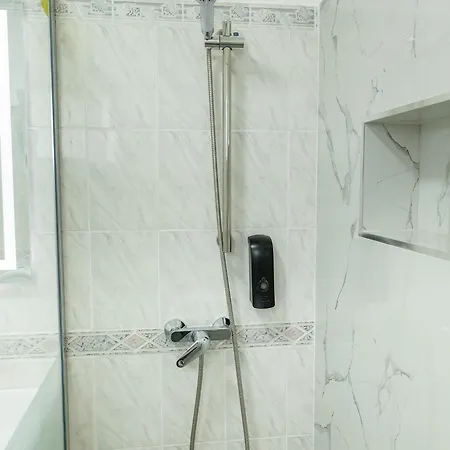 Vista Do Vale, By Op